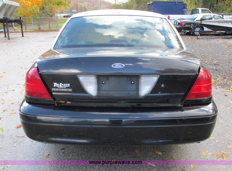 image for item G9401 2008 Ford Crown Victoria Police Interceptor