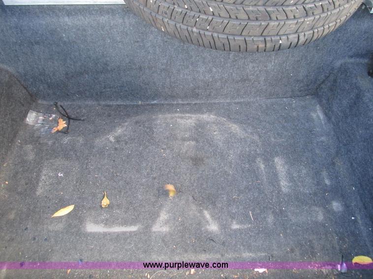 image for item G9401 2008 Ford Crown Victoria Police Interceptor