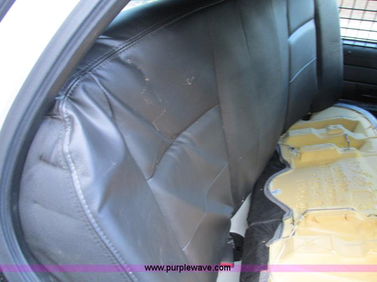 image for item G9401 2008 Ford Crown Victoria Police Interceptor