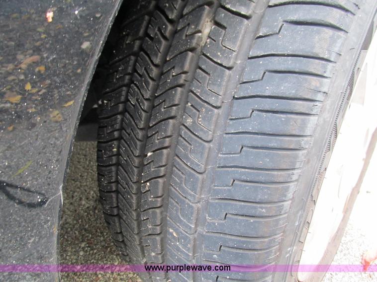 image for item G9401 2008 Ford Crown Victoria Police Interceptor