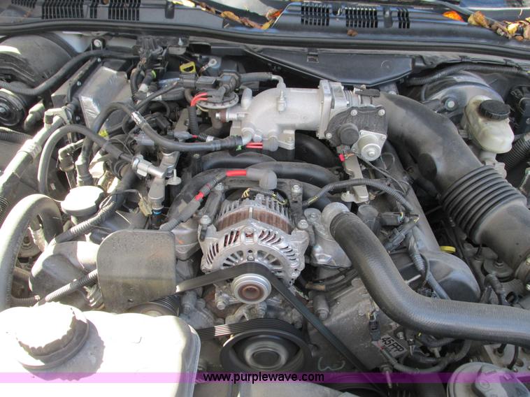 image for item G9401 2008 Ford Crown Victoria Police Interceptor