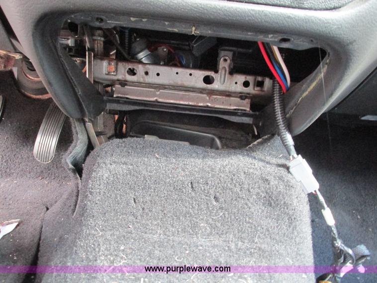 image for item G9402 2008 Ford Crown Victoria Police Interceptor