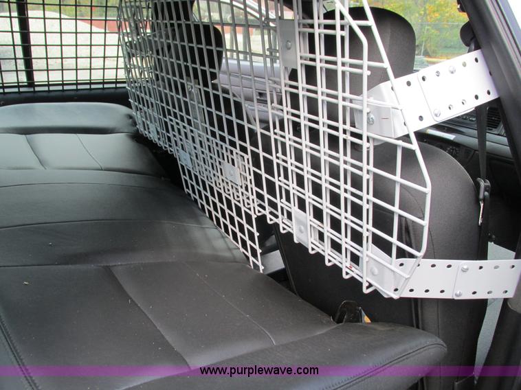 image for item G9402 2008 Ford Crown Victoria Police Interceptor