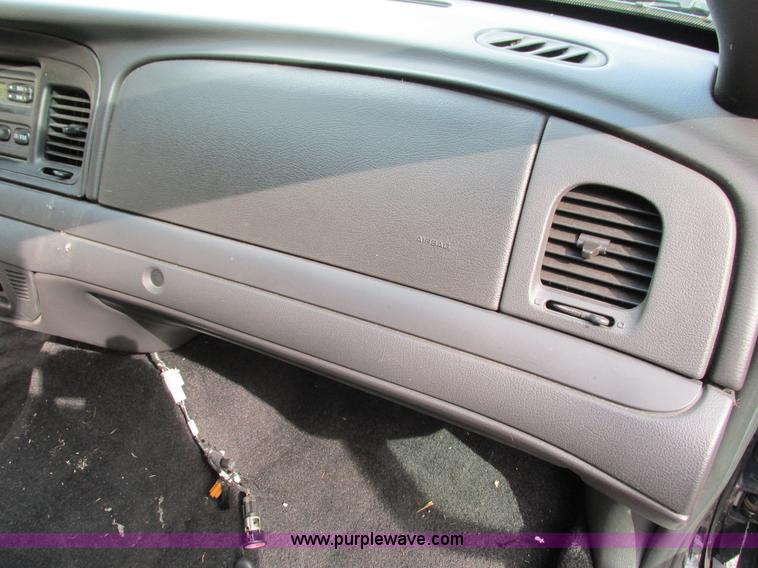 image for item G9402 2008 Ford Crown Victoria Police Interceptor