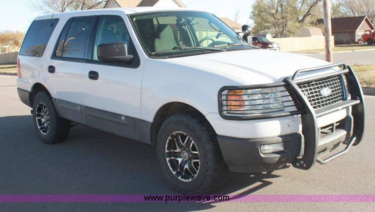 image for item H7307 2005 Ford Expedition XLT SUV