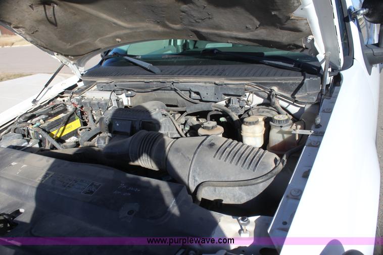 image for item H7307 2005 Ford Expedition XLT SUV