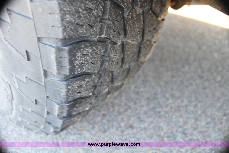 image for item H7307 2005 Ford Expedition XLT SUV