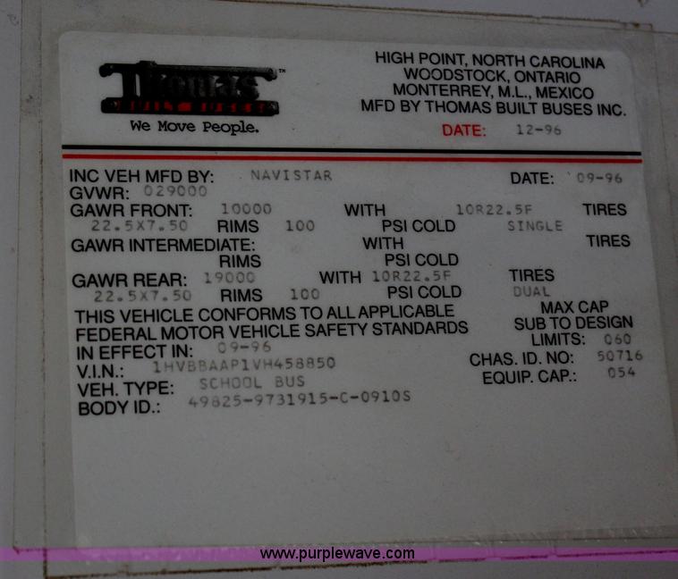 image for item H7964 1997 International 3800 school bus