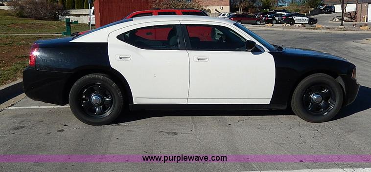 image for item H9533 2010 Dodge Charger