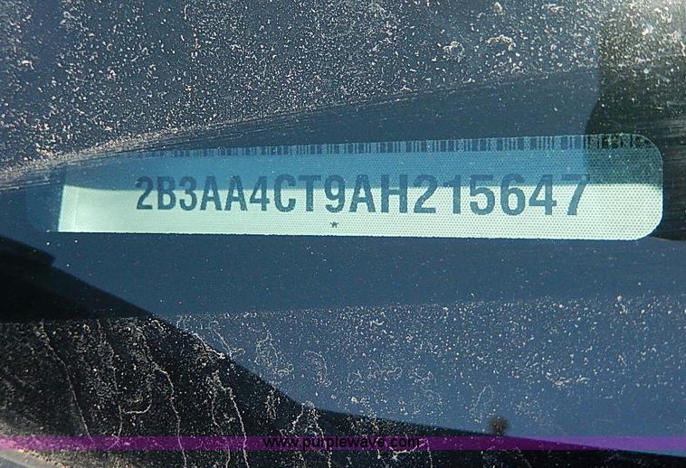 image for item H9533 2010 Dodge Charger