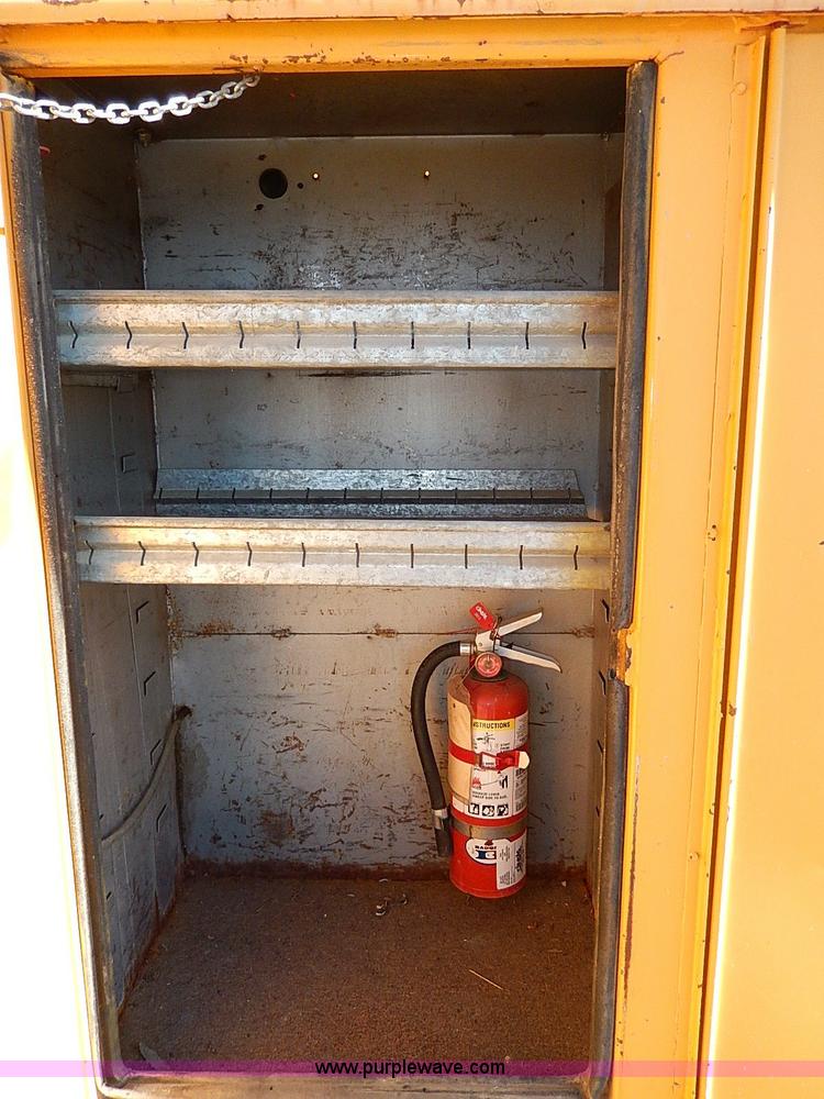 image for item H9534 1986 Ford F600G bucket truck