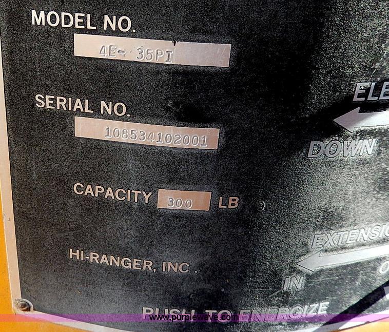 image for item H9534 1986 Ford F600G bucket truck