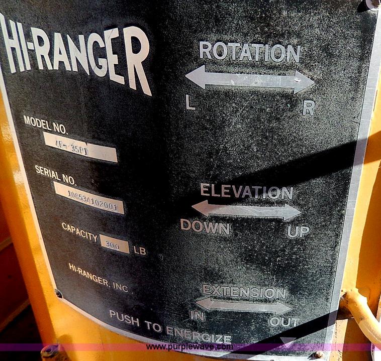 image for item H9534 1986 Ford F600G bucket truck