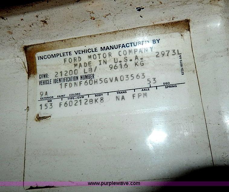 image for item H9534 1986 Ford F600G bucket truck