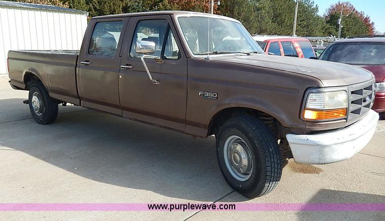 image for item H9535 1993 Ford F350 XL Crew Cab pickup truck