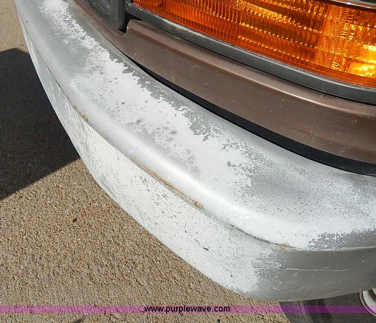 image for item H9535 1993 Ford F350 XL Crew Cab pickup truck