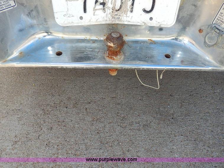 image for item H9535 1993 Ford F350 XL Crew Cab pickup truck