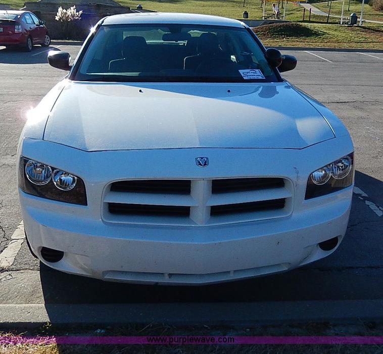 image for item H9543 2009 Dodge Charger SE