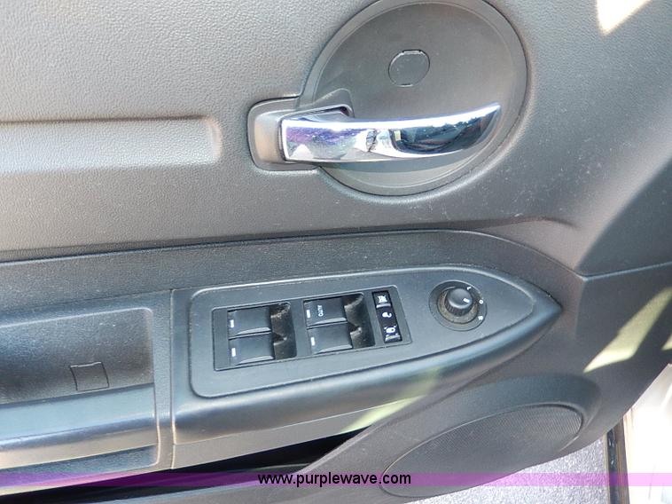 image for item H9543 2009 Dodge Charger SE