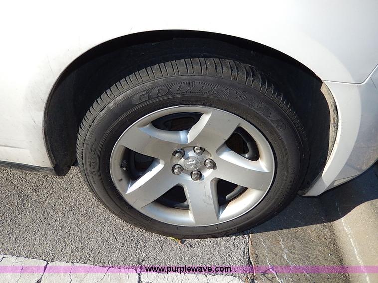 image for item H9543 2009 Dodge Charger SE