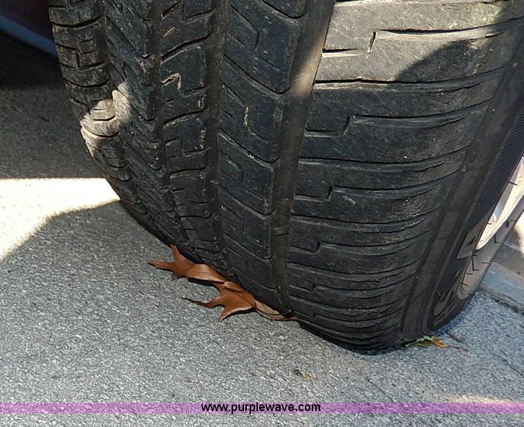 image for item H9543 2009 Dodge Charger SE