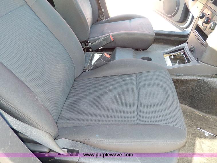 image for item H9543 2009 Dodge Charger SE