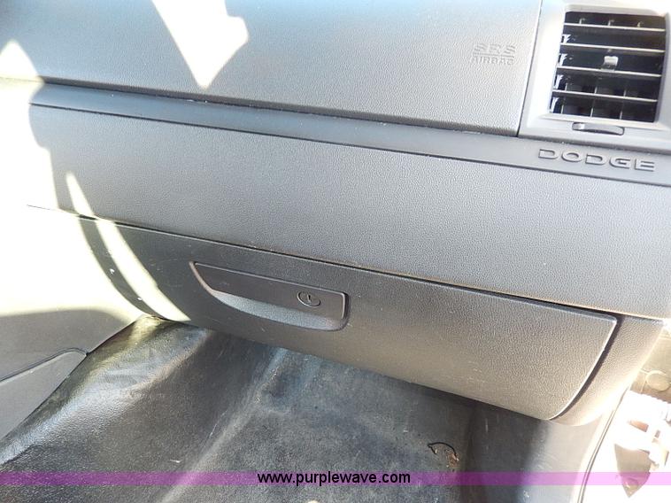 image for item H9543 2009 Dodge Charger SE