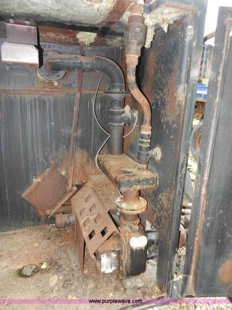 image for item H9573 1999 Cimline 105DMA tar melter/applicator