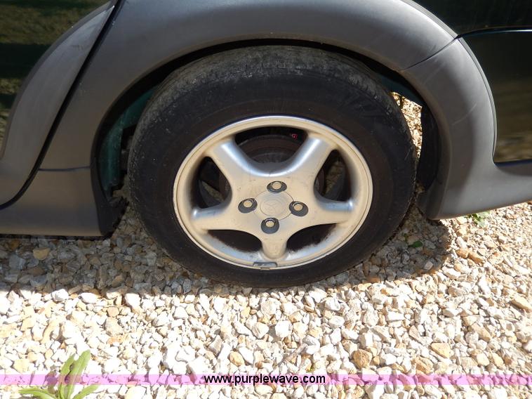 image for item H9712 2001 Toyota Echo