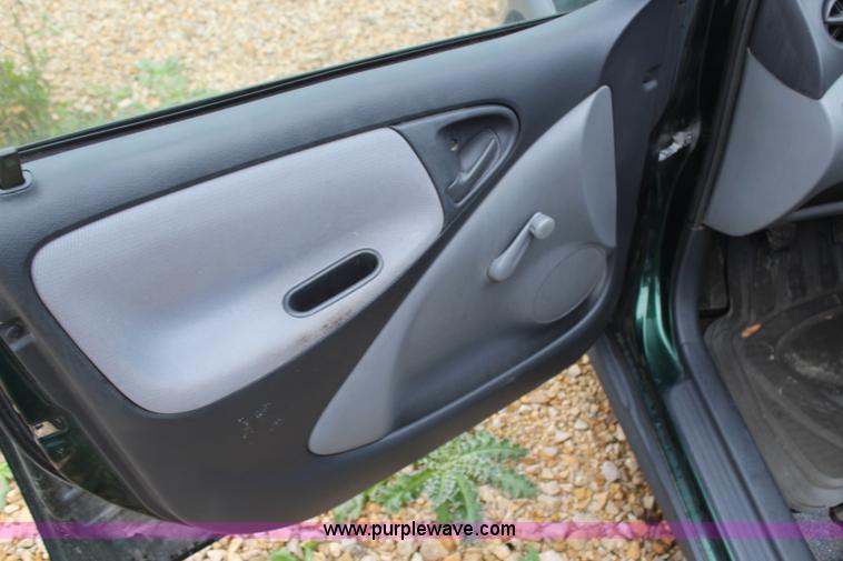 image for item H9712 2001 Toyota Echo