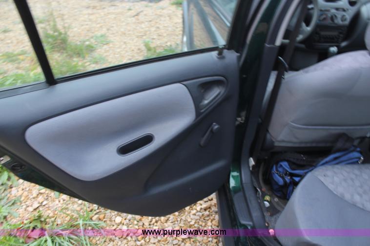 image for item H9712 2001 Toyota Echo