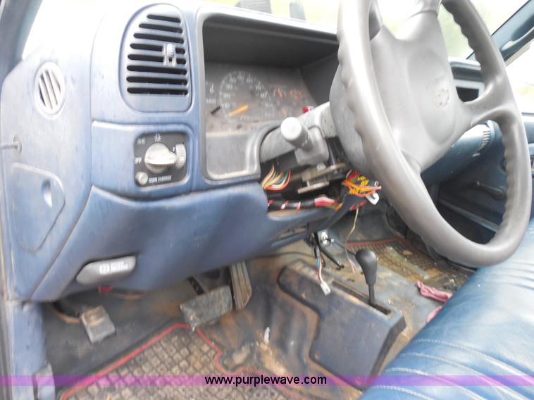 image for item I1251 1999 Chevrolet 2500 pickup truck