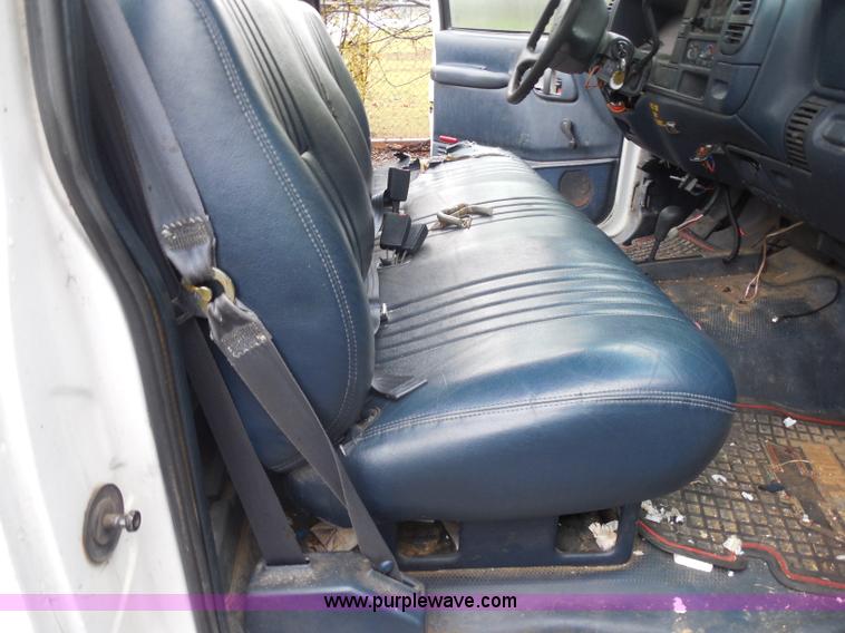 image for item I1251 1999 Chevrolet 2500 pickup truck