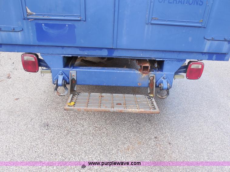 image for item I1252 1985 Chevrolet D30 box truck