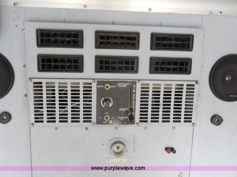 image for item I1252 1985 Chevrolet D30 box truck