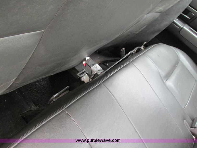 image for item I1253 2008 Ford Crown Victoria Police Interceptor