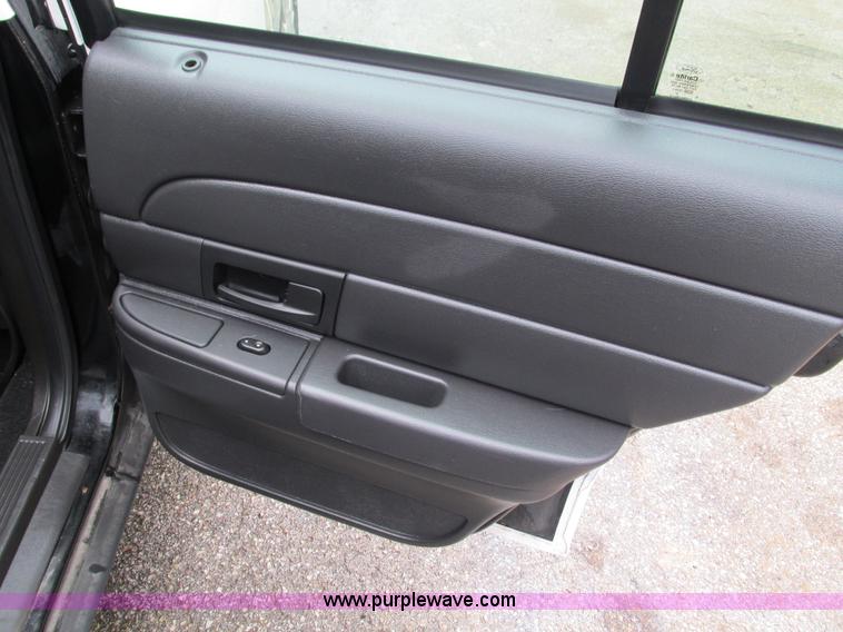 image for item I1253 2008 Ford Crown Victoria Police Interceptor