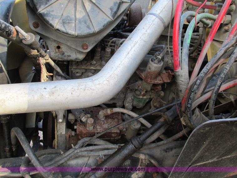 image for item I1254 1994 Ford F800 dump truck