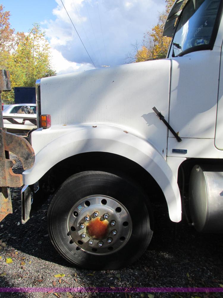 image for item I1255 1985 White WCM semi truck