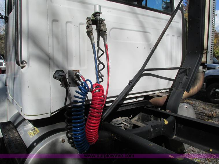 image for item I1255 1985 White WCM semi truck