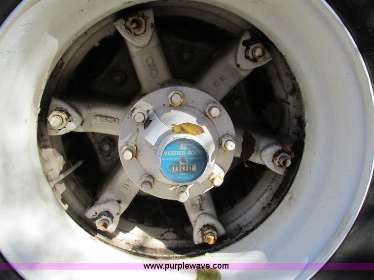 image for item I1255 1985 White WCM semi truck