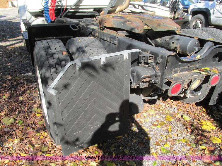 image for item I1255 1985 White WCM semi truck