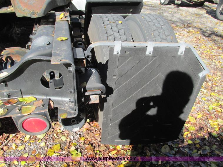 image for item I1255 1985 White WCM semi truck