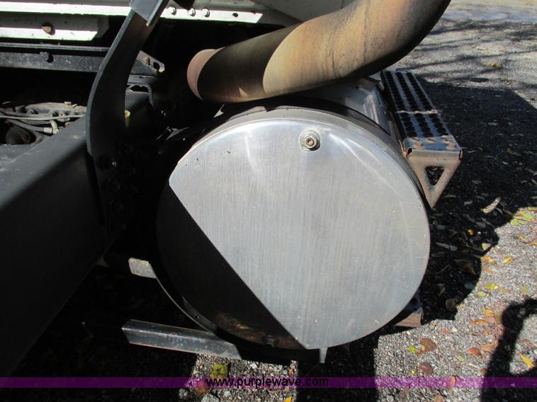 image for item I1255 1985 White WCM semi truck