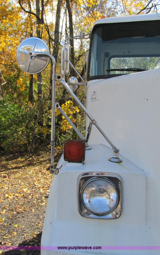 image for item I1255 1985 White WCM semi truck