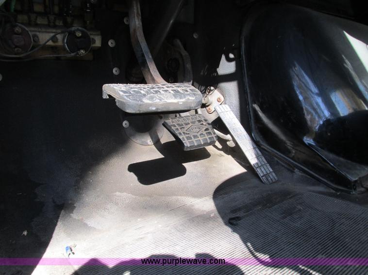 image for item I1255 1985 White WCM semi truck