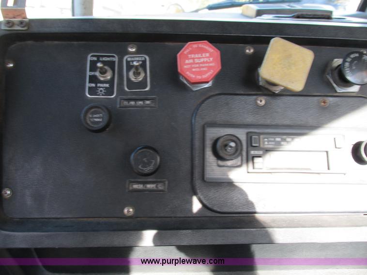 image for item I1255 1985 White WCM semi truck