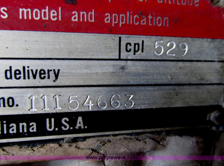 image for item I1255 1985 White WCM semi truck