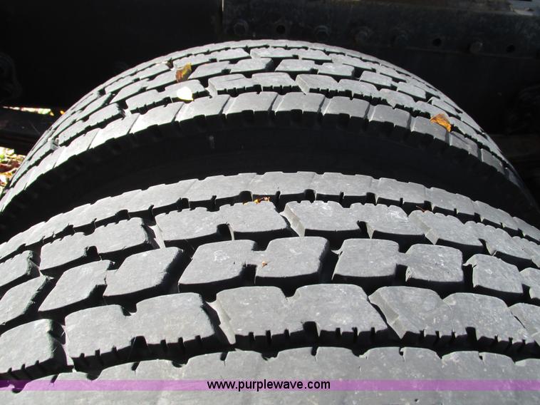 image for item I1255 1985 White WCM semi truck