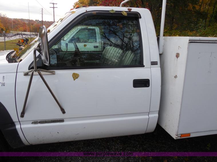 image for item I1256 1994 Chevrolet Cheyenne 3500 utility truck
